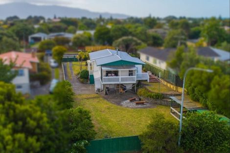 Photo of property in 14 Hollis Road, Paraparaumu Beach, Paraparaumu, 5032