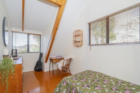 Photo of property in 10 Impala Place, Whitianga, 3510