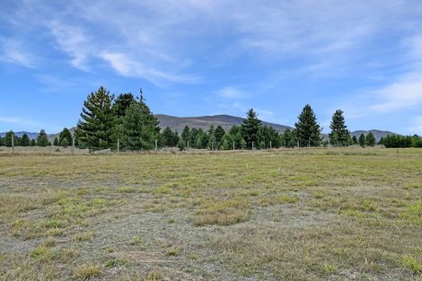 Photo of property in 4 Neuman Road, Twizel, 7901