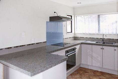 Photo of property in 18 Peter Hall Drive, Kelvin Grove, Palmerston North, 4414