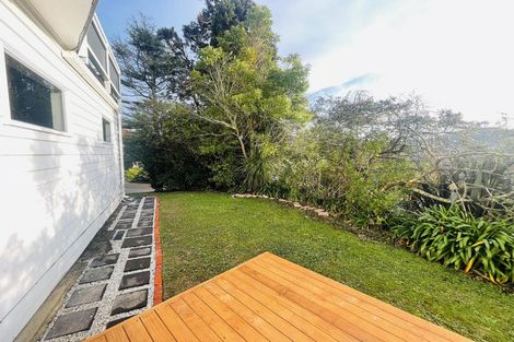 Photo of property in 11 Ridd Crescent, Karori, Wellington, 6012
