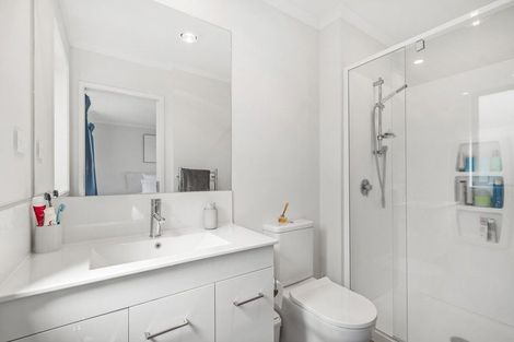 Photo of property in 1a Lee Road, Hannahs Bay, Rotorua, 3010