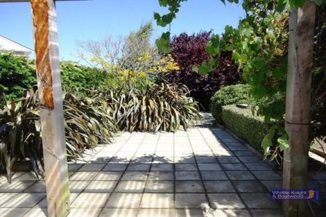 Photo of property in 12 Deloraine Street, Somerfield, Christchurch, 8024