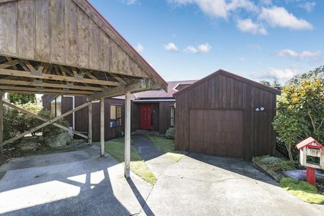 Photo of property in 8 Ballina Drive, Churton Park, Wellington, 6037