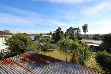 Photo of property in 30 Ranui Avenue, Ranui, Auckland, 0612