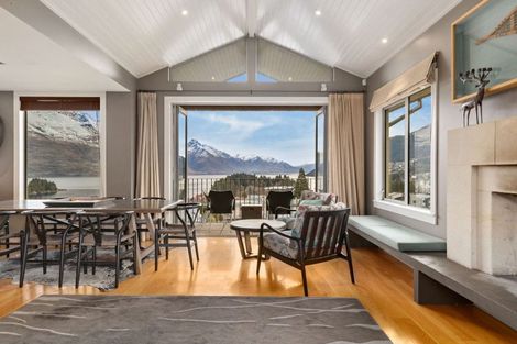 Photo of property in The Woods, 12u 5 Dublin Street, Queenstown, 9300