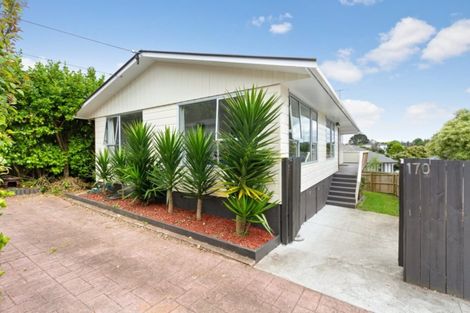 Photo of property in 170 Colwill Road, Massey, Auckland, 0614