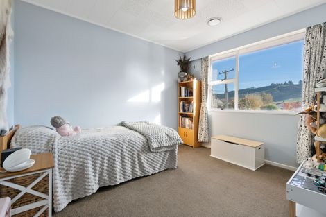 Photo of property in 27 Lynas Street, Outram, 9019