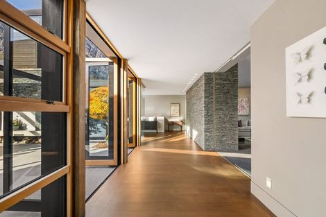 Photo of property in 10 Bluff View Terrace, Drift Bay, Queenstown, 9371