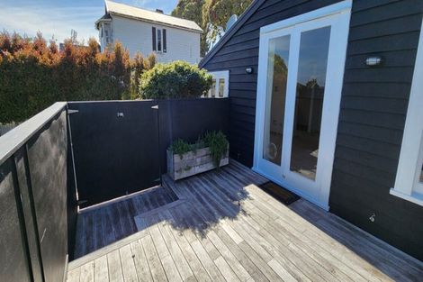 Photo of property in 77 Eliot Street, New Plymouth, 4310