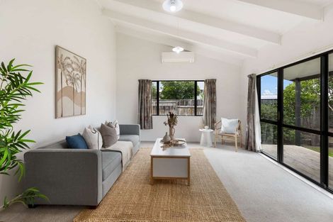 Photo of property in 9 Cousins Avenue East, Foxton Beach, Foxton, 4815