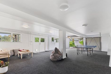 Photo of property in 29 Hebron Road, Waiake, Auckland, 0630