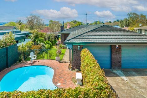 Photo of property in 3 Revell Court, Pukekohe, 2120