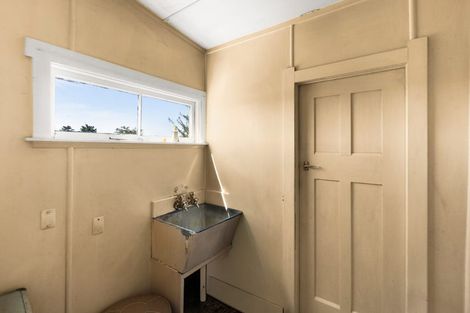 Photo of property in 86 Bledisloe Road, Maraenui, Napier, 4110