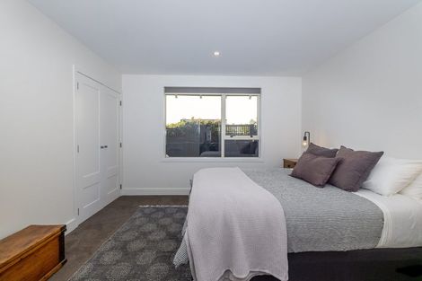 Photo of property in 92 Meadowstone Drive, Wanaka, 9305