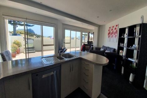 Photo of property in 45 Marine Parade, Mount Maunganui, 3116