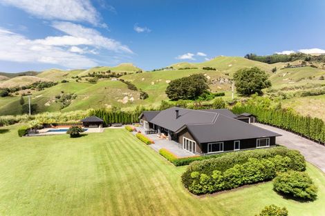 Photo of property in 194 Te Mata Peak Road, Havelock North, 4130