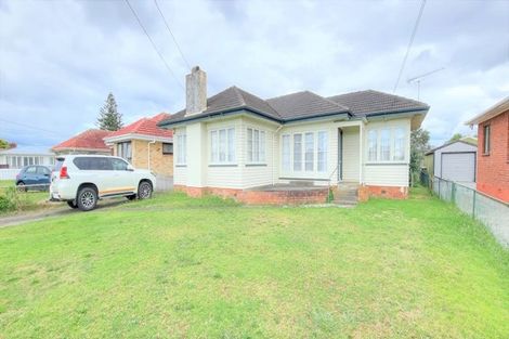 Photo of property in 14 Charles Street, Papatoetoe, Auckland, 2025
