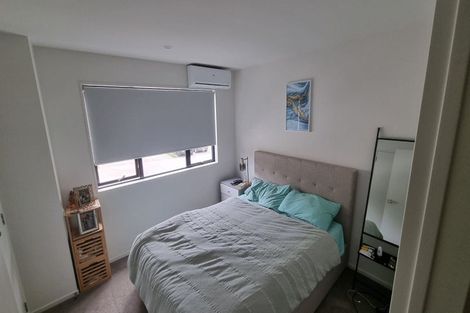 Photo of property in 35 Morihana Close, Glen Eden, 0602