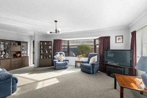 Photo of property in 7b Foster Street, Taita, Lower Hutt, 5011