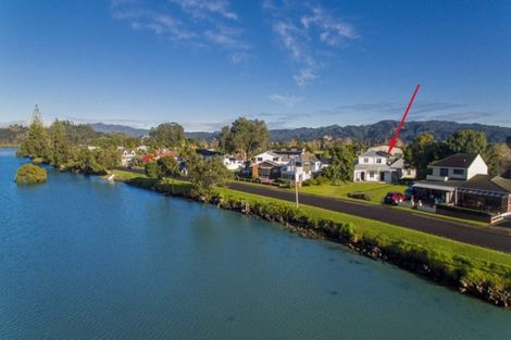 Photo of property in 21 Robinson Road, Whitianga, 3510