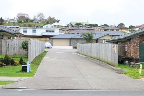 Photo of property in 52 Cabeleigh Drive, Helensville, 0800