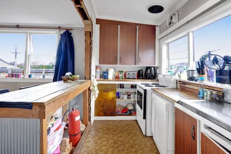 Photo of property in 24 Richmond Street, Fitzroy, New Plymouth, 4312