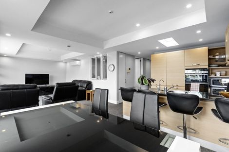 Photo of property in 314 Maunganui Road, Mount Maunganui, 3116
