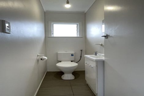 Photo of property in 70 Angelo Avenue, Howick, Auckland, 2014