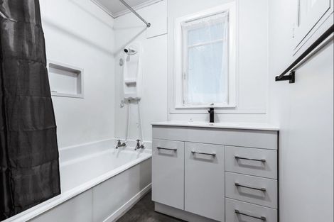 Photo of property in 49 Reu Street, Taumarunui, 3920