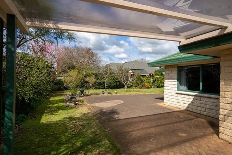 Photo of property in 8 Oaklands Drive, Cambridge, 3434