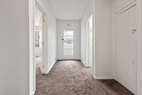 Photo of property in 37 Neill Street, Hornby, Christchurch, 8042