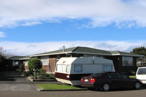 Photo of property in 1/17 Edwards Place, Terrace End, Palmerston North, 4410