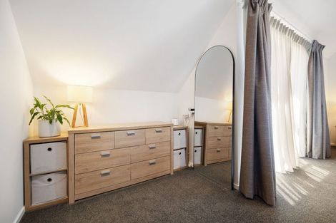 Photo of property in 5 Casterway Crescent, Jacks Point, 9371