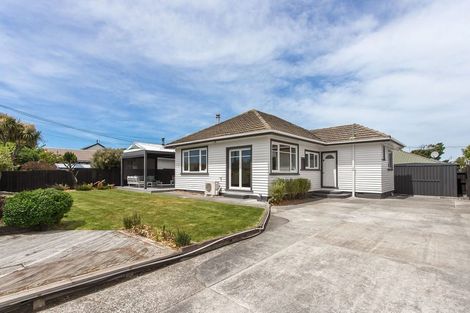 Photo of property in 59 Pacific Road, North New Brighton, Christchurch, 8083