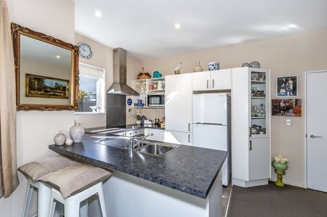 Photo of property in 2/6 Kauri Street, Riccarton, Christchurch, 8041