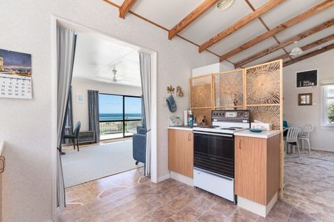 Photo of property in 265 Mataikona Road, Mataikona, Tinui, 5889