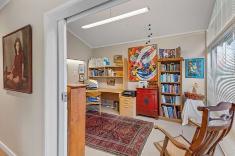 Photo of property in 42 Ihaka Street, Hokowhitu, Palmerston North, 4410
