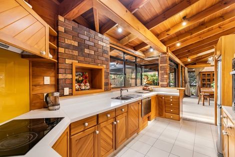 Photo of property in 17 Maygrove Drive, Orewa, 0931