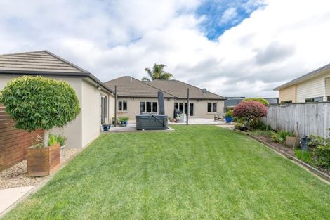 Photo of property in 2 Peninsula Point, Huntington, Hamilton, 3210