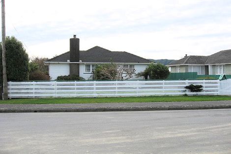Photo of property in 16 Dunn Street, Wainuiomata, Lower Hutt, 5014