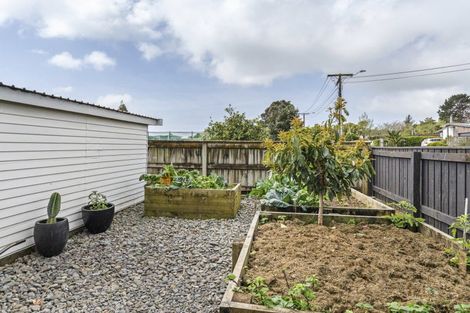 Photo of property in 46 Donnelly Street, Oakura, 4314