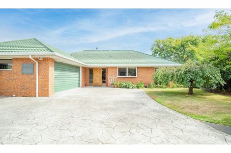 Photo of property in 25 Rempstone Drive, Halswell, Christchurch, 8025