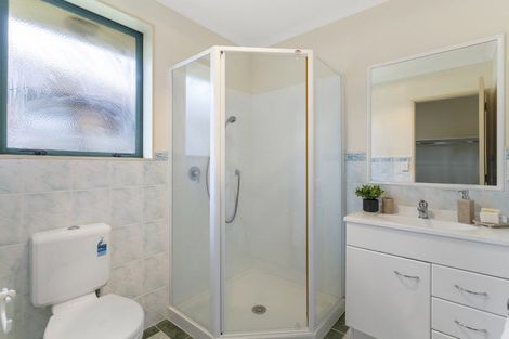 Photo of property in 3 Morewa Place, Takanini, 2112