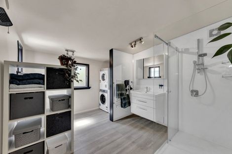 Photo of property in 5 Seymour Street, Hornby, Christchurch, 8042