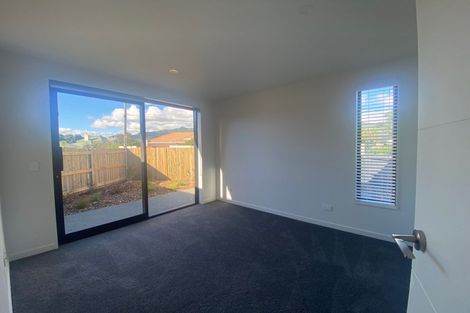 Photo of property in 19 Kaiwaru Place, Waikanae, 5036