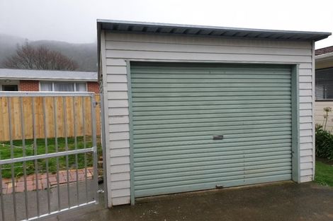 Photo of property in 9a Helvetia Grove, Naenae, Lower Hutt, 5011