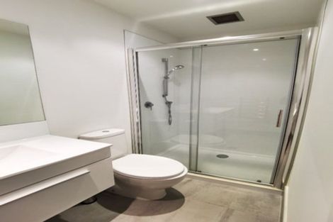 Photo of property in 106/102 Pakuranga Road, Pakuranga, Auckland, 2010