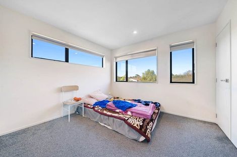Photo of property in 1/15 Rush Place, Mangere, Auckland, 2022