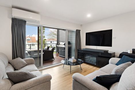 Photo of property in 14u2 Hammond Street, Hamilton Central, Hamilton, 3204